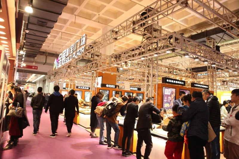 Tobillera de acero inoxidable en oro de 18 quilates